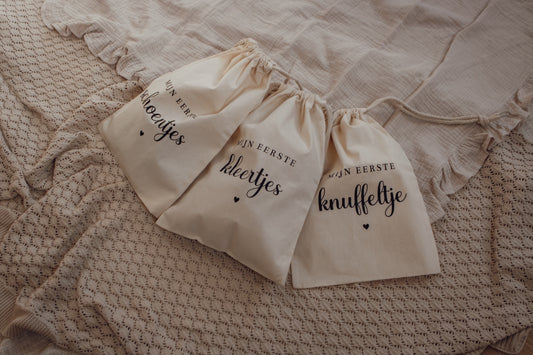 Bewaarzakjes baby's eerste spulletjes van stevig canvas