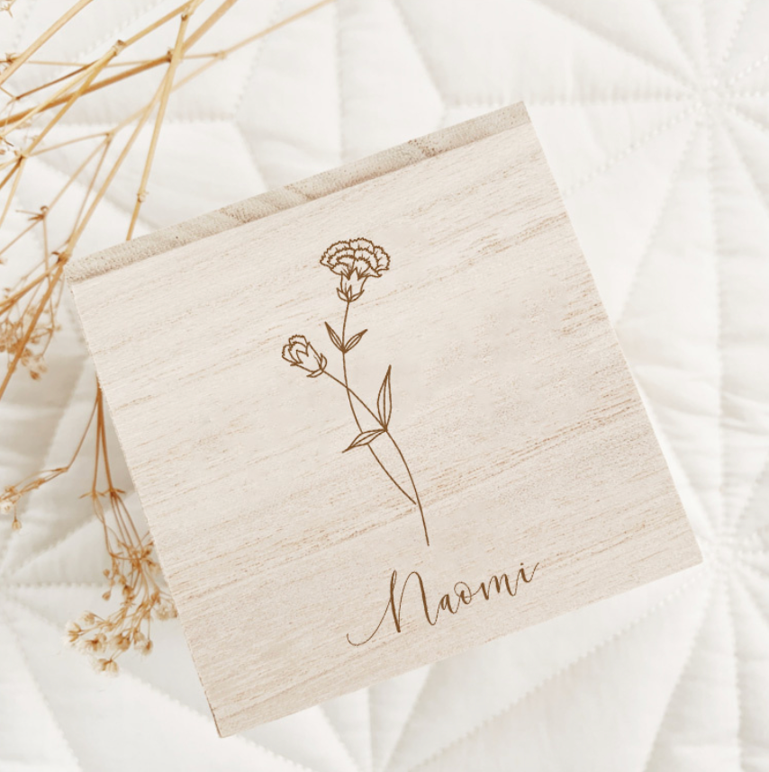 Houten Spaarpot met Geboortebloem