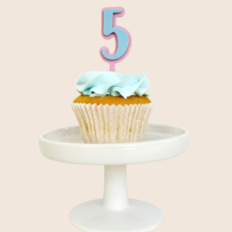 Cupcake- of taarttopper Cijfer Pastel