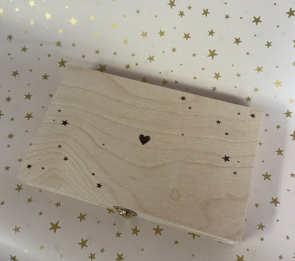 Gender reveal aankondiging houten kistje