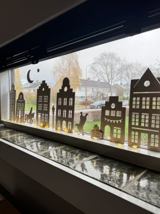 Houten Huisjes Raamdecoratie – Sinterklaas Editie