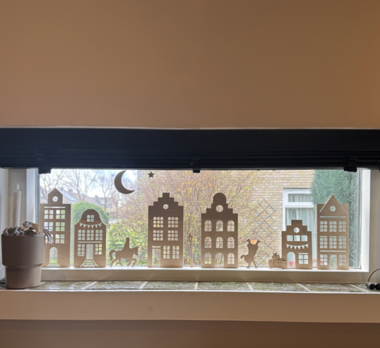 Houten Huisjes Raamdecoratie – Sinterklaas Editie