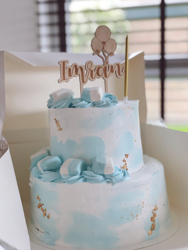 Houten Taarttopper Verjaardag met Naam & Ballonnen