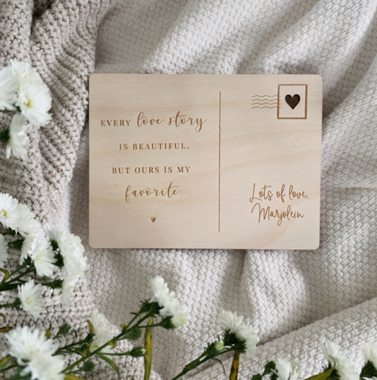 Houten Valentijnskaart Gepersonaliseerd met Namen en Quote