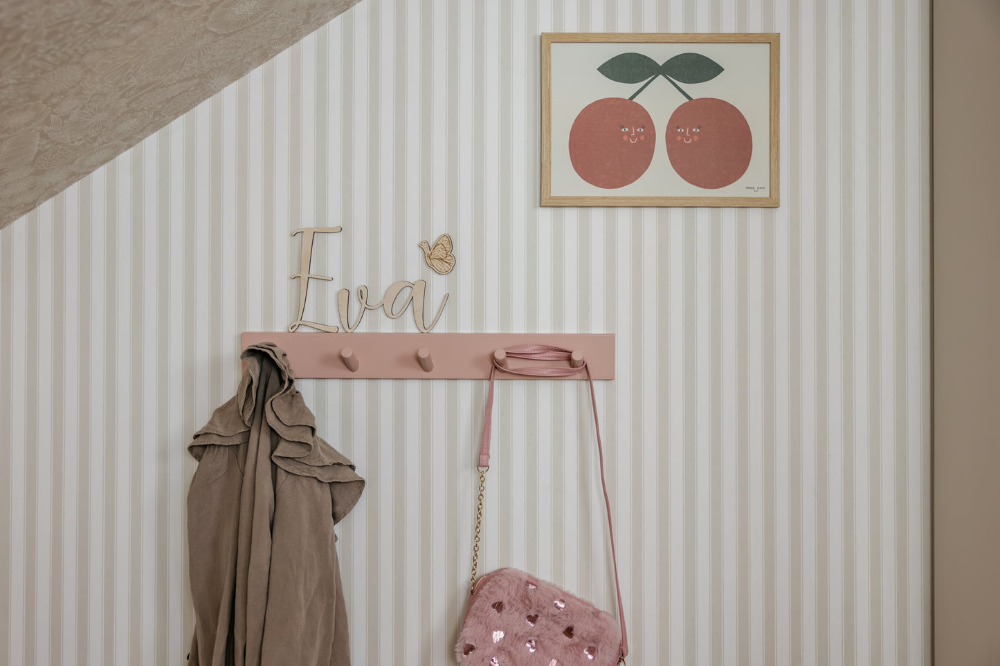 Houten naam & houten vlinder Muurdecoratie