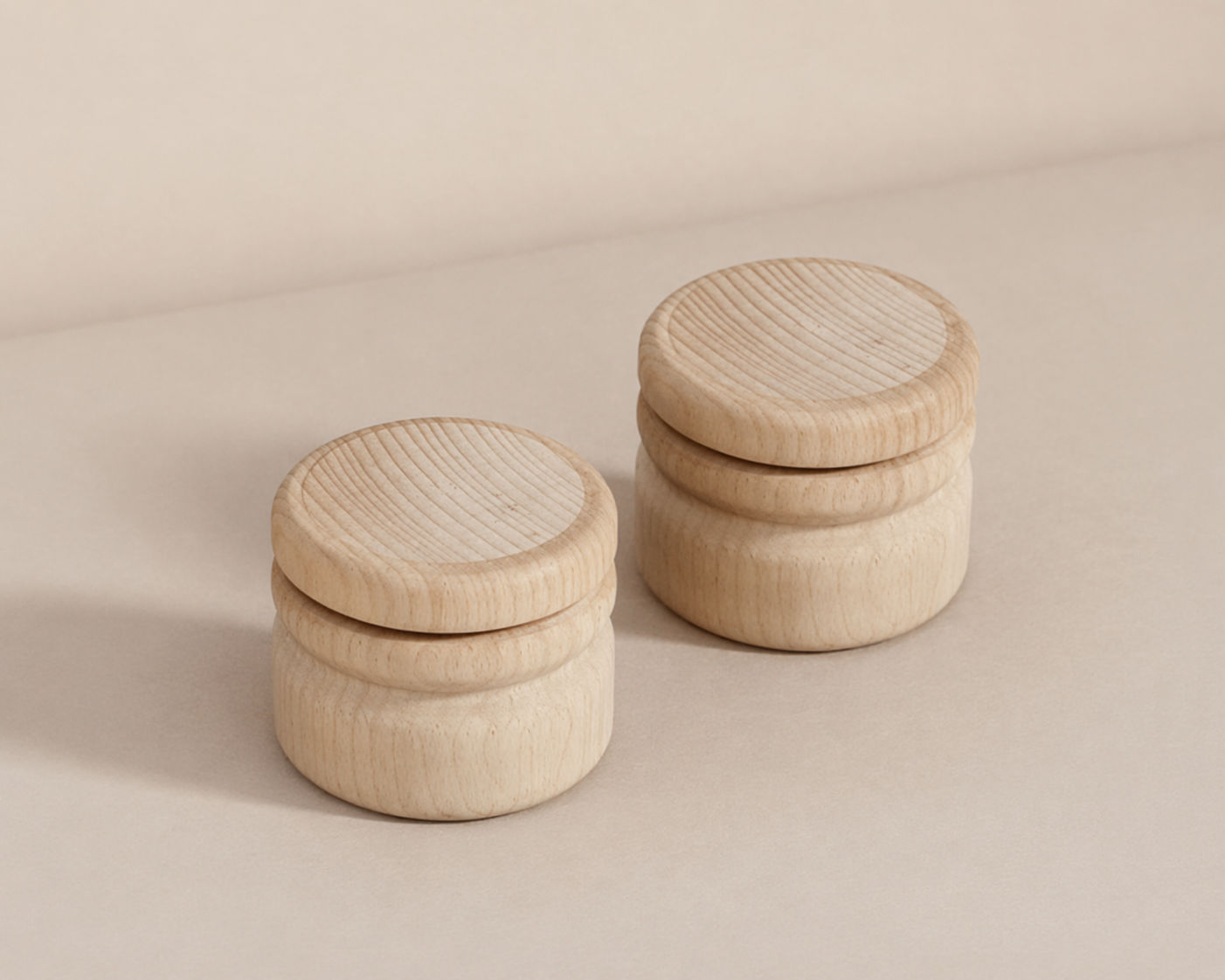 Houten potjes haarlok en tandjes
