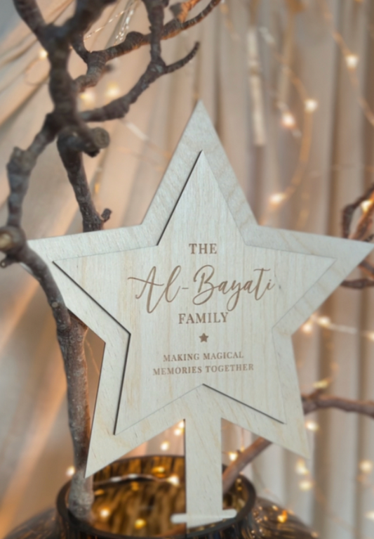 Kerstboom Piek – Dubbele Ster met Familienaam gegraveerd