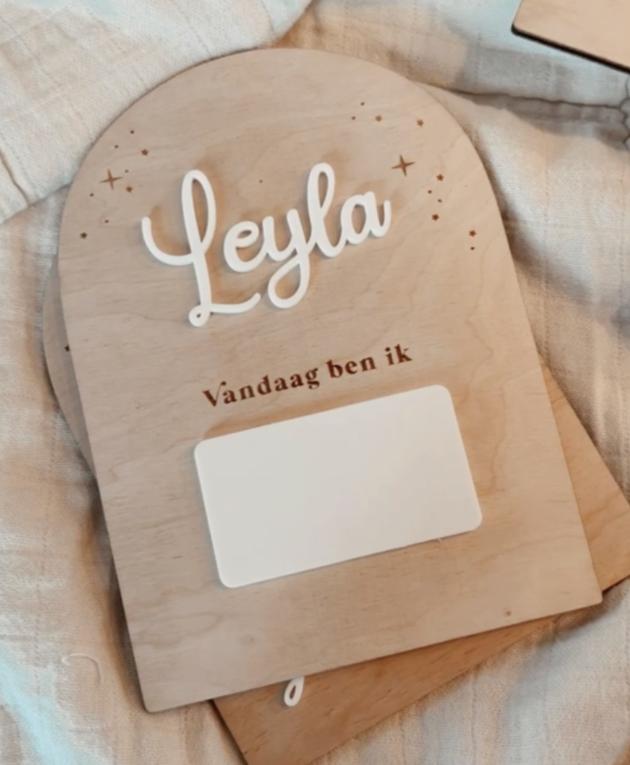 Houten Mijlpaalbord met Naam – Vandaag ben ik...