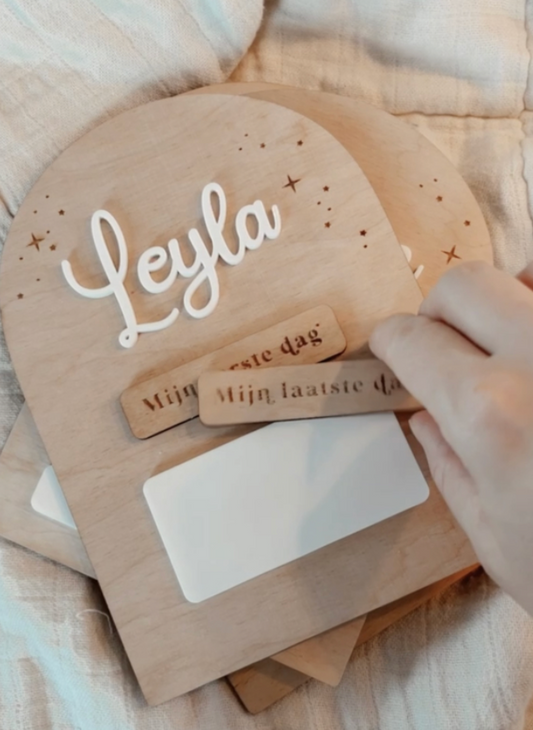 Houten Mijlpaalbord met Naam – Eerste & Laatste Dag