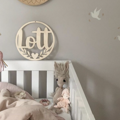 Houten Geboortebord met Uitgesneden Naam