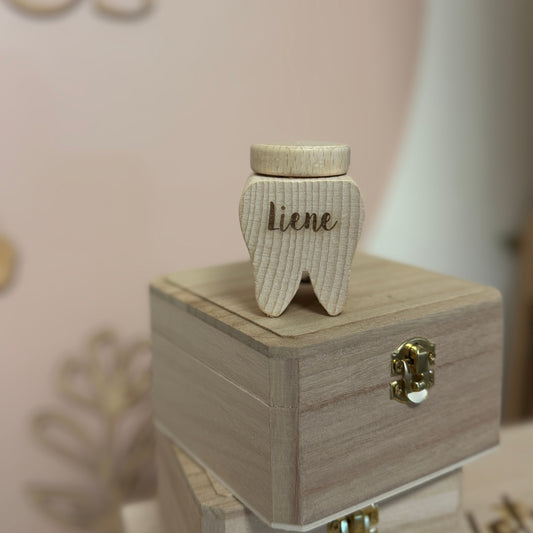 Tanden doosje tand vorm met naam gegraveerd