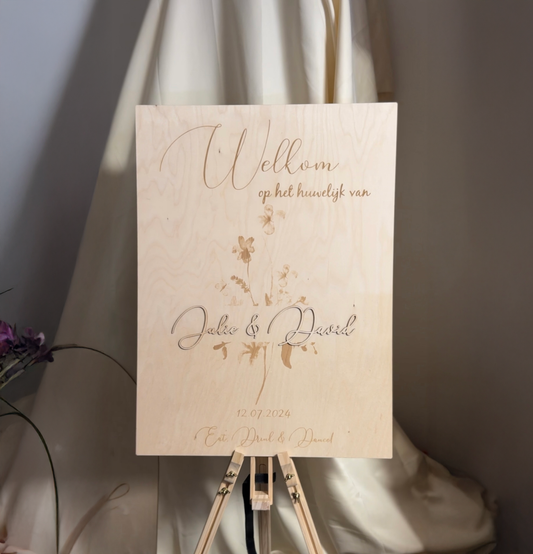 Welkomstbord Bruiloft – Hout & Geheel op Maat Gemaakt