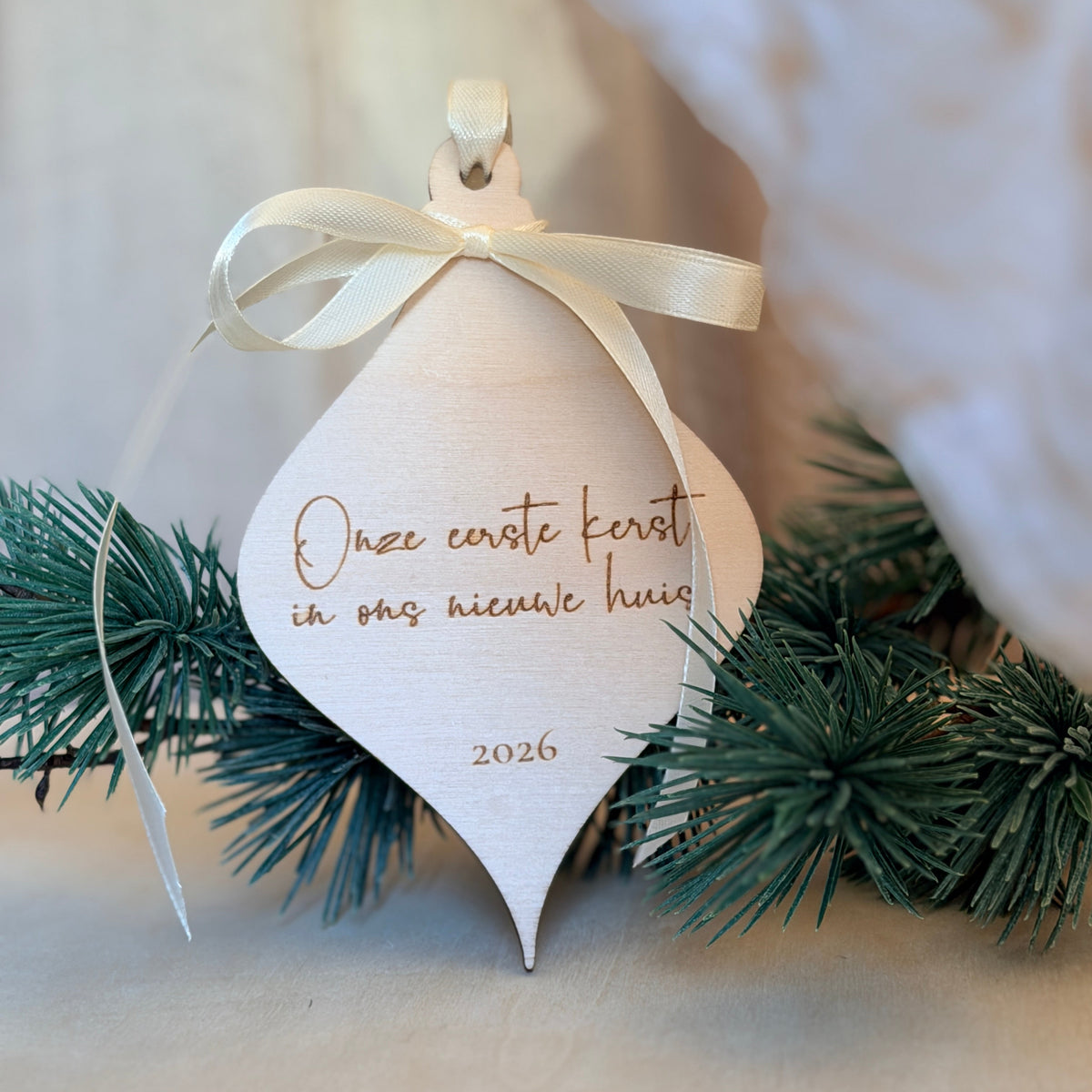 Houten kersthanger Onze eerste kerst in ons nieuwe huis met jaartal