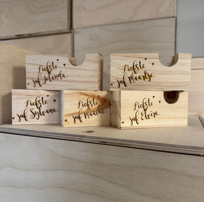 Houten Plakband Houder | Liefste juf of meester